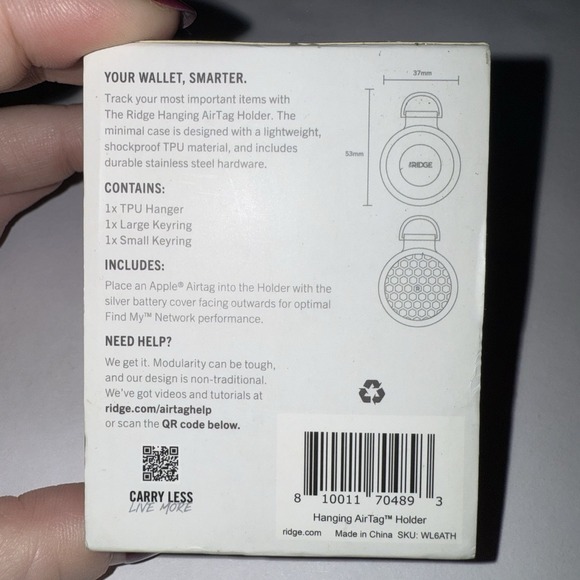 The Ridge Hanging Holder Compatible with Air Tag - Attachment for Ridge Wallet - Picture 2 of 3